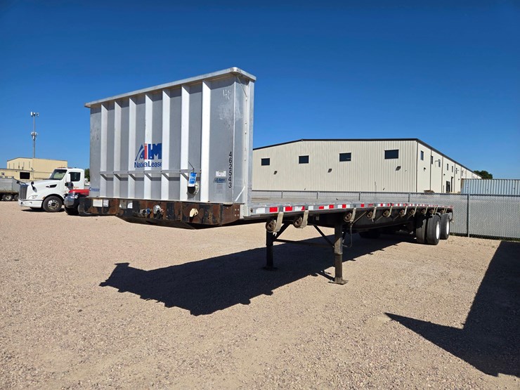 2013-great-dane-flatbed-image-1