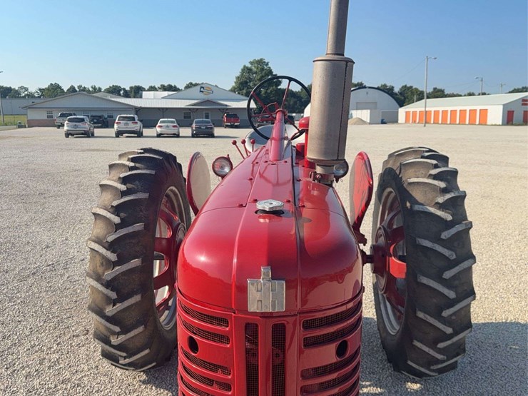farmall-300-image-10