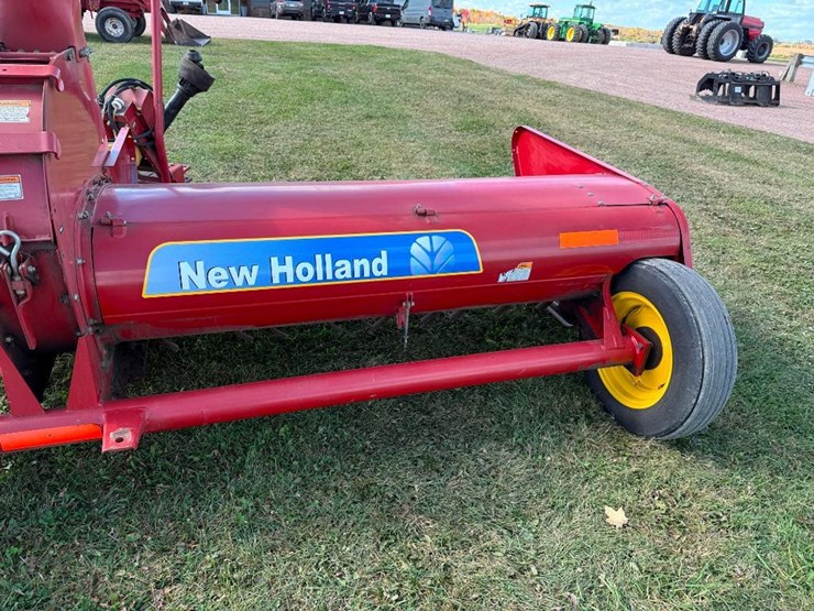 2011-new-holland-38-image-10