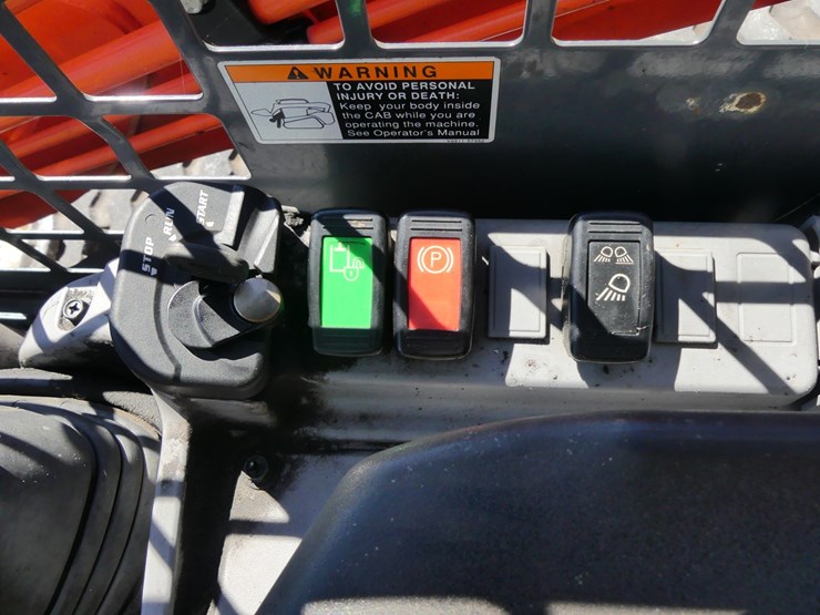 kubota-svl97-2-image-15