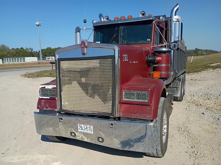 1984-kenworth-w900-image-16