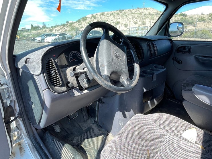 #2753-•-2000-dodge-ram-(title-in-delay)-image-17