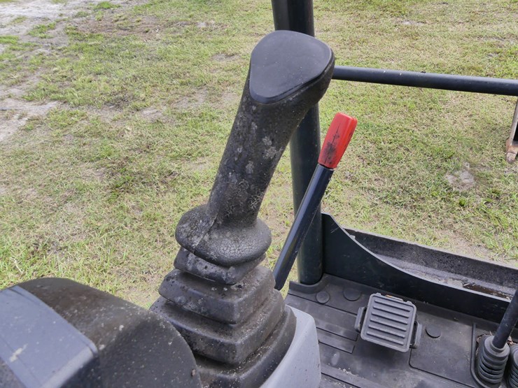kubota-u27-4-image-18