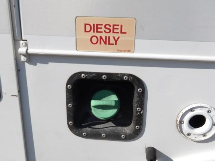 2015-ford-f550-xlt-image-9