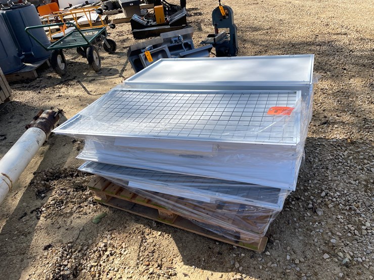 #3008-•-pallet-of-used-led-lights-image-4