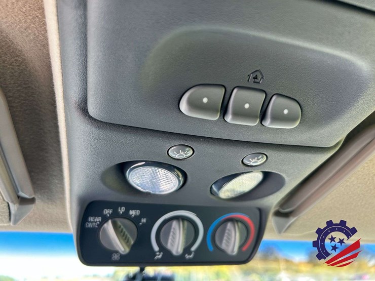 1998-chevrolet-2500-image-79
