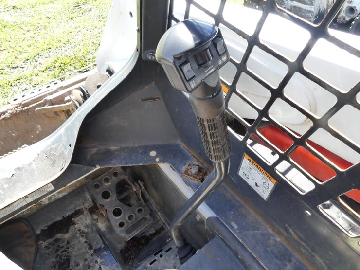 2019-bobcat-t550-image-13