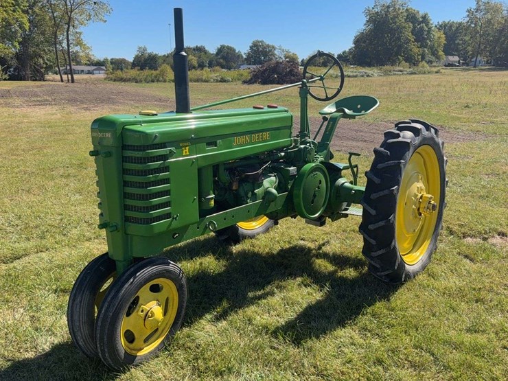 john-deere-h-image-1