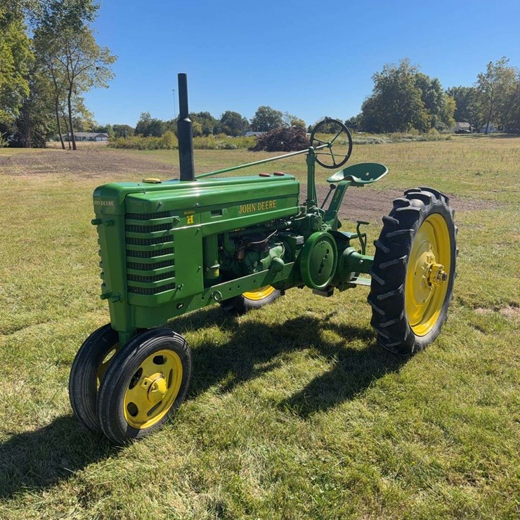 JOHN DEERE H