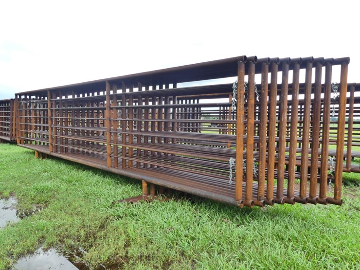 (10)-24'-free-standing-panels-image-3