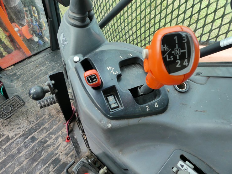 kubota-m6s-111-image-18