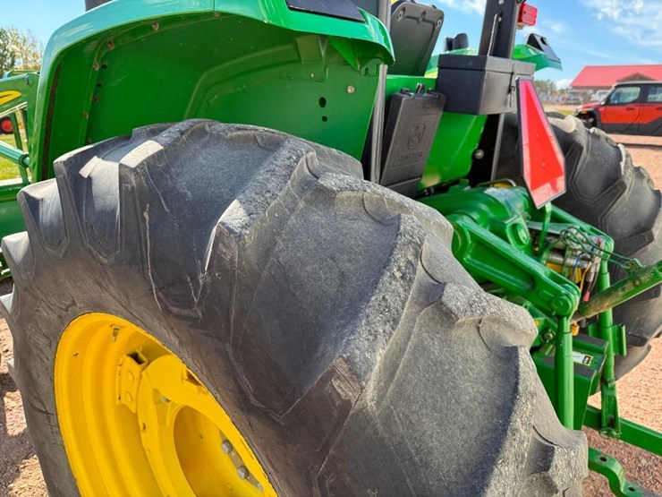 john-deere-6403-image-8