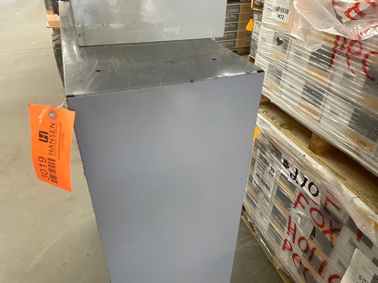 #3019-•-(2)-metal-storage-bins-image-15