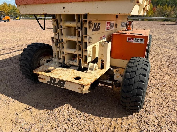 jlg-33rts-image-11