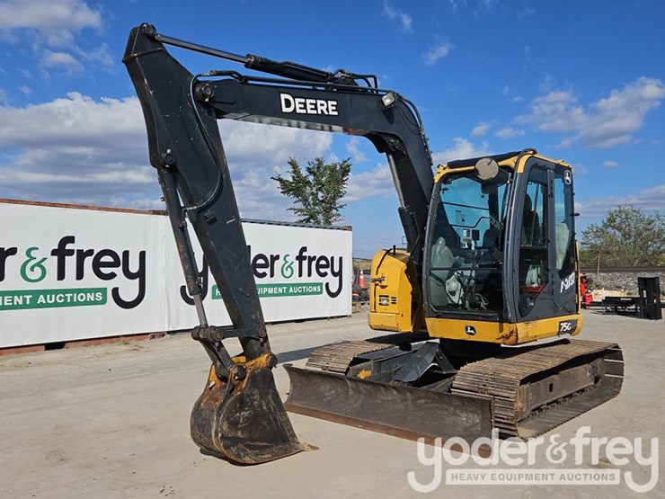 2017-deere-75g-image-1