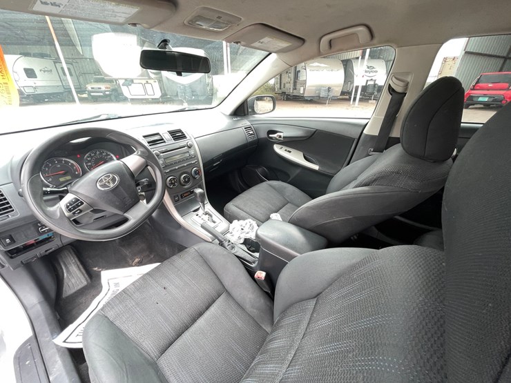 #2765-•-2011-toyota-corolla-(title-in-delay)-image-72