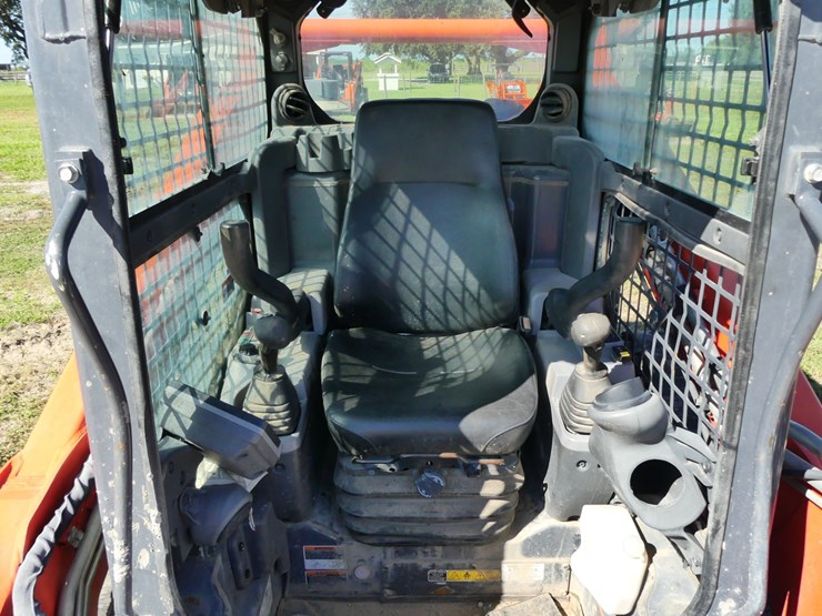 kubota-svl75-3-image-13