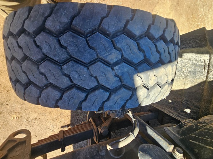 2007-mack-cl713-image-45