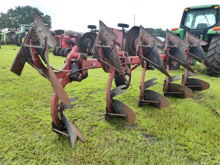 arts-way-turn-plow-image-4