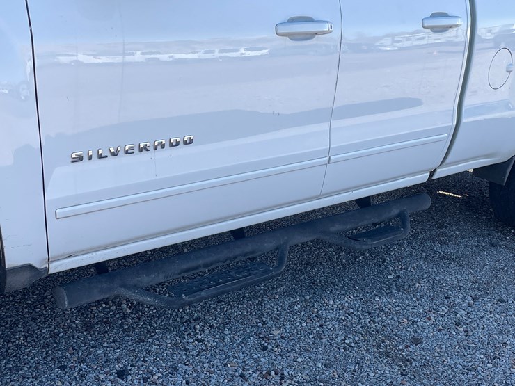 #2754-•-2015-chevrolet-silverado-(title-in-delay)-image-43