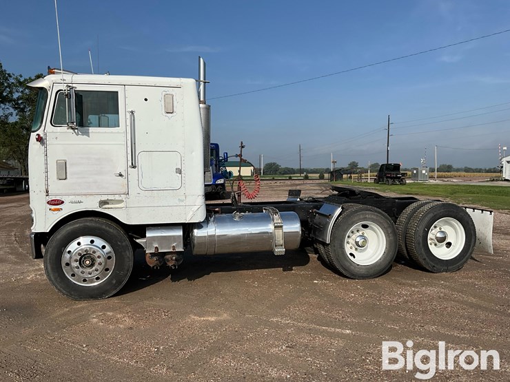 1978-peterbilt-352-image-8