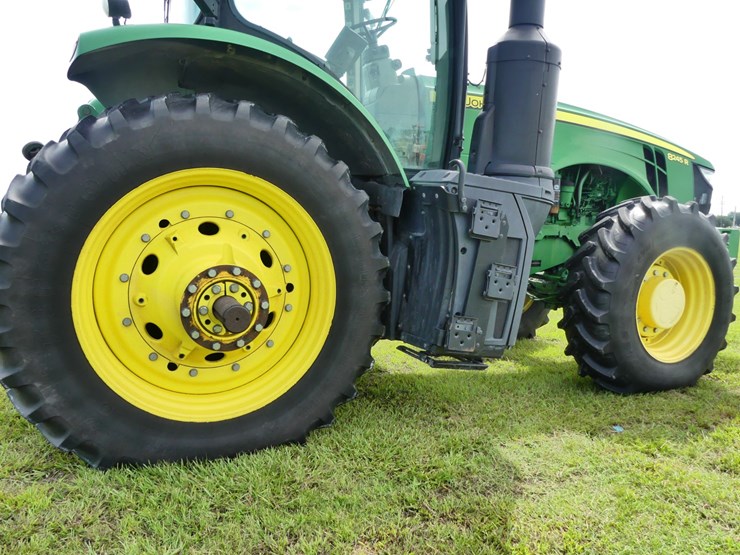 john-deere-8245r-image-6
