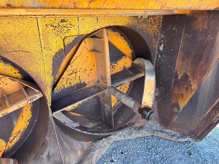 caterpillar-3208-image-11