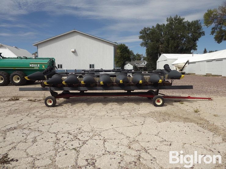 2021-geringhoff-northstar-xl-elite-8r30-corn-head-w/header-cart-image-4