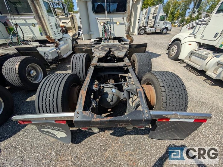 2014-peterbilt-386-image-12