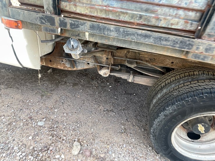 #2773-•-1991-chevrolet-stake-truck-(has-nm-title)(offsite-at-nmsu)-image-10