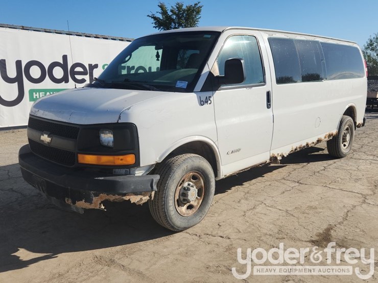 2005-chevrolet-3500-image-1