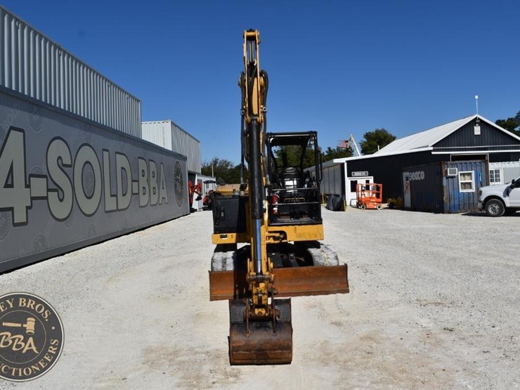 2021-caterpillar-306cr-image-13