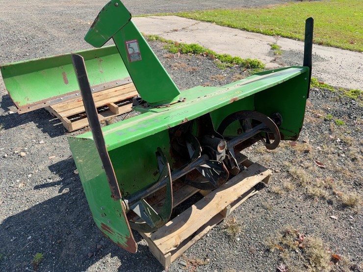 john-deere-1575-image-11