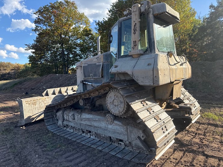 2005-caterpillar-d6n-lgp-image-3