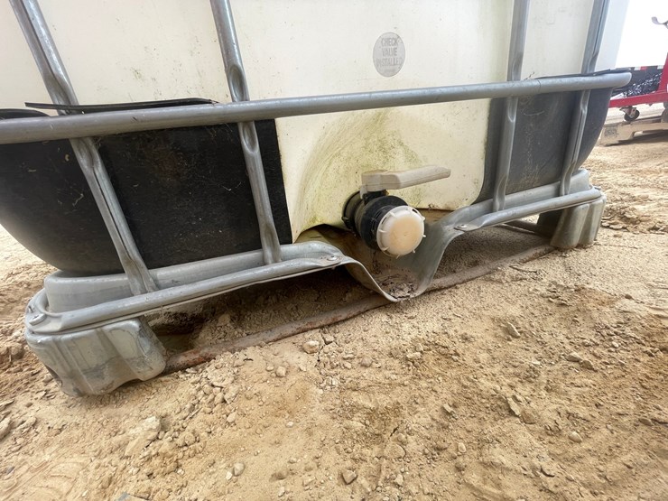 #3040-•-caged-poly-water-totes-image-6