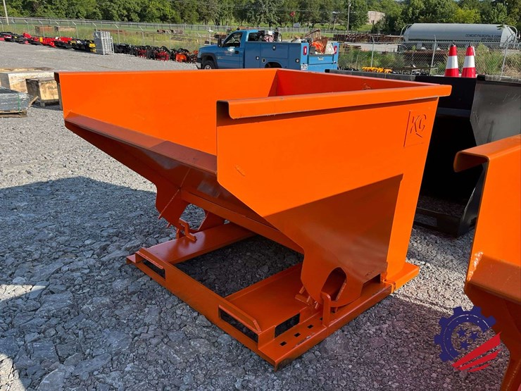 2.0-cy.-self-dumping-hopper-image-1