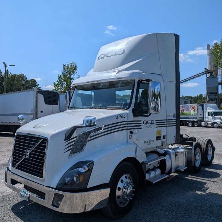 2018 VOLVO 10
