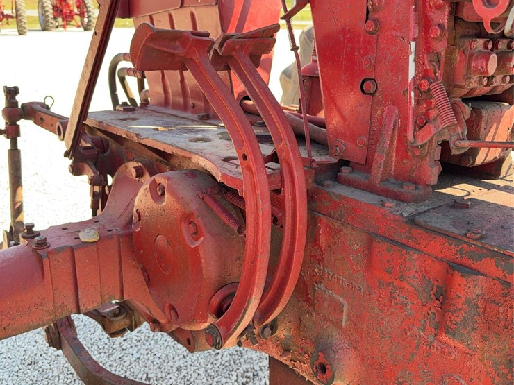 farmall-560-image-20