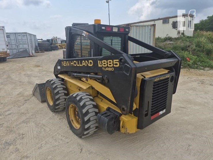 new-holland-lx885-image-2