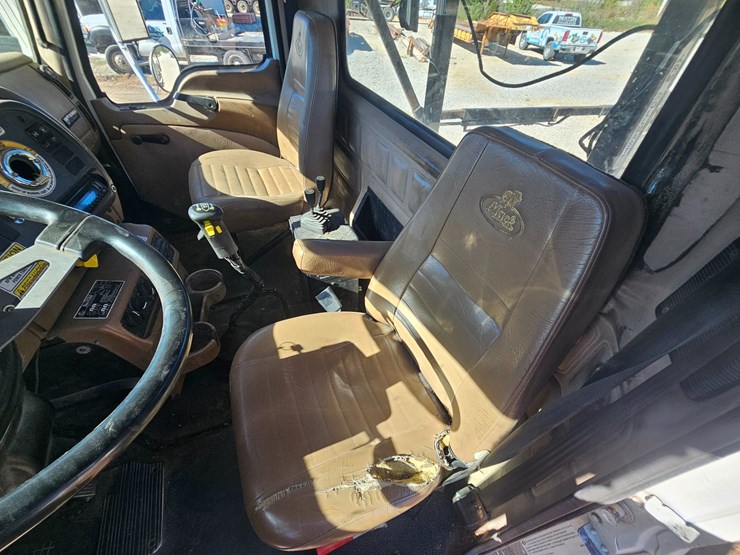 2007-mack-cl713-image-49