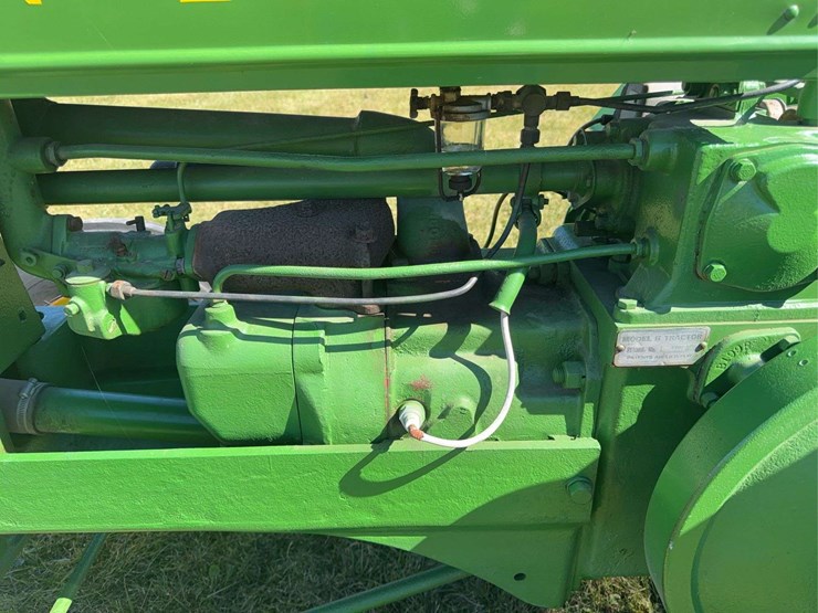 john-deere-b-image-37