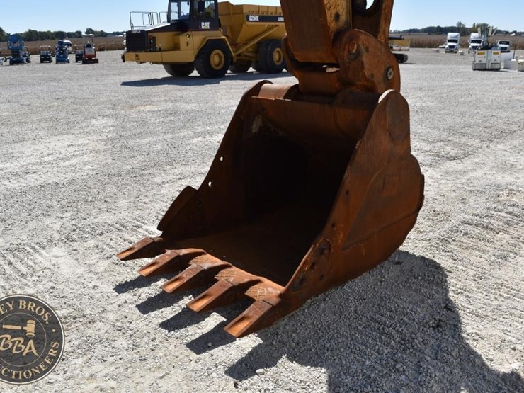 2007-caterpillar-328d-lcr-image-19