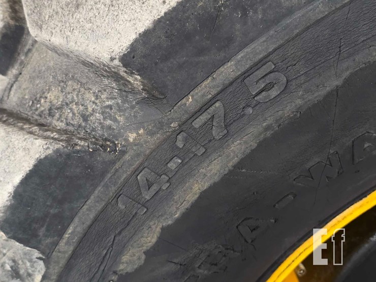 2020-jcb-930-image-24