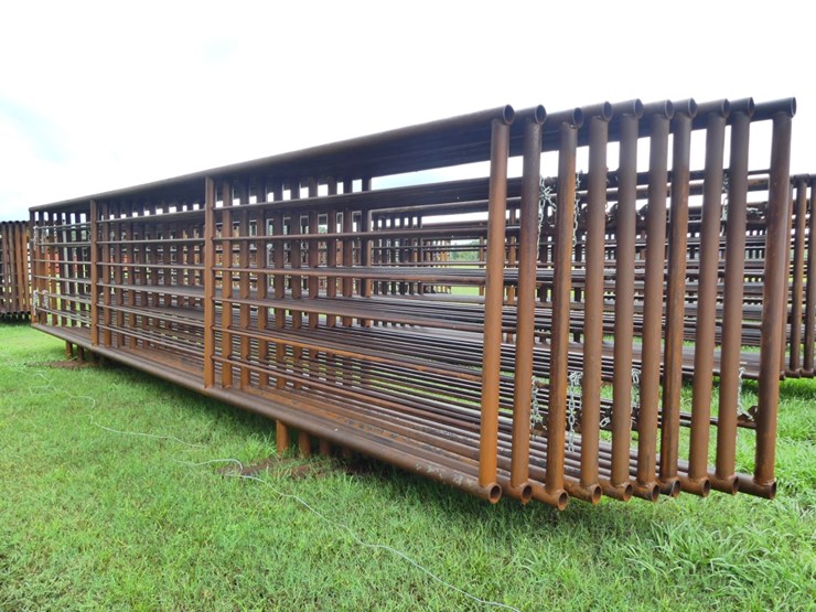 (10)-24'-free-standing-panels-image-3