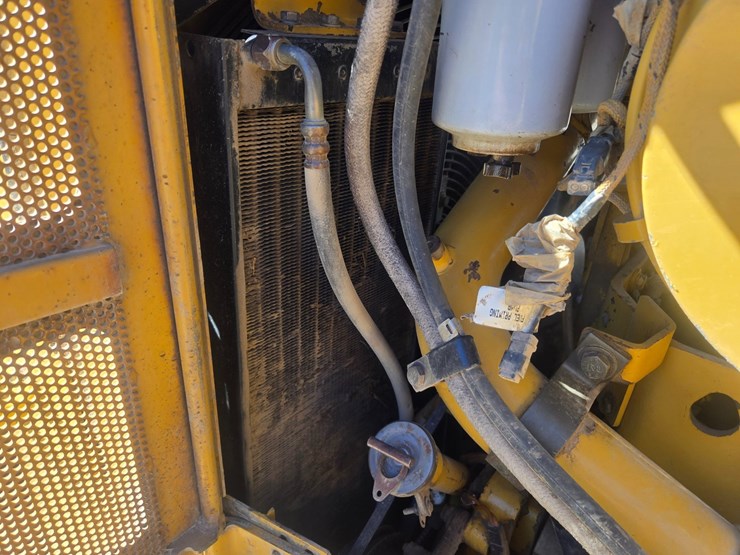 caterpillar-d6r-image-33