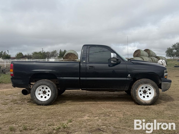 2001-chevrolet-silverado-1500-image-4