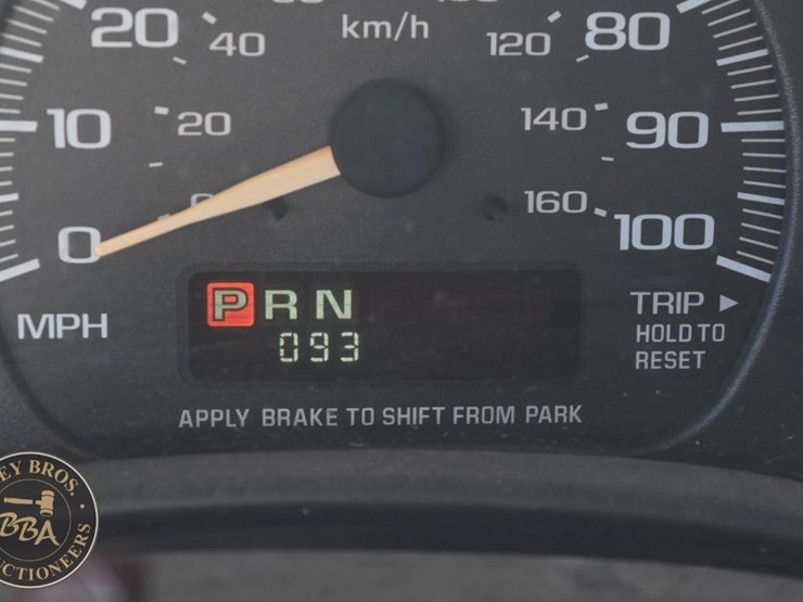 2001-chevrolet-3500-image-22