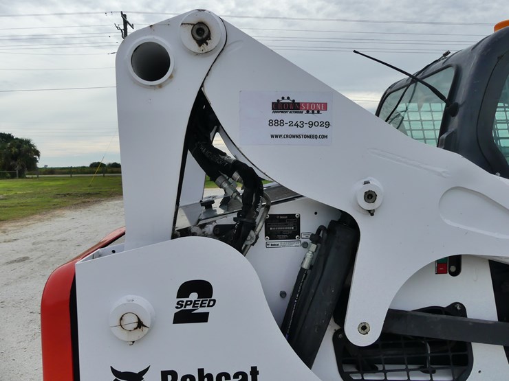 2021-bobcat-t740-image-7