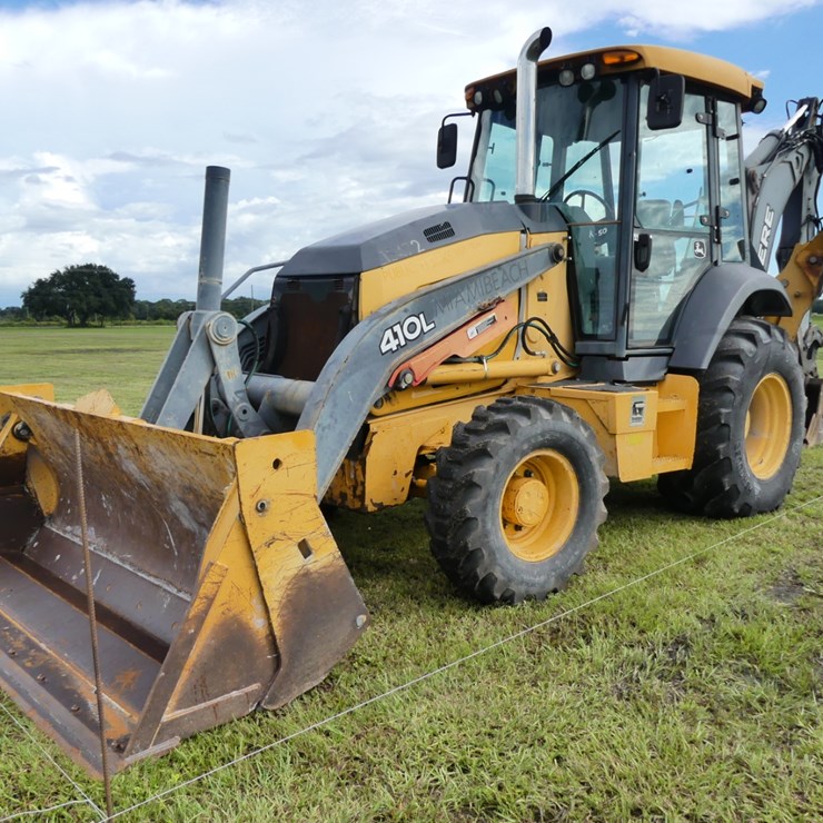 2015 DEERE 410L