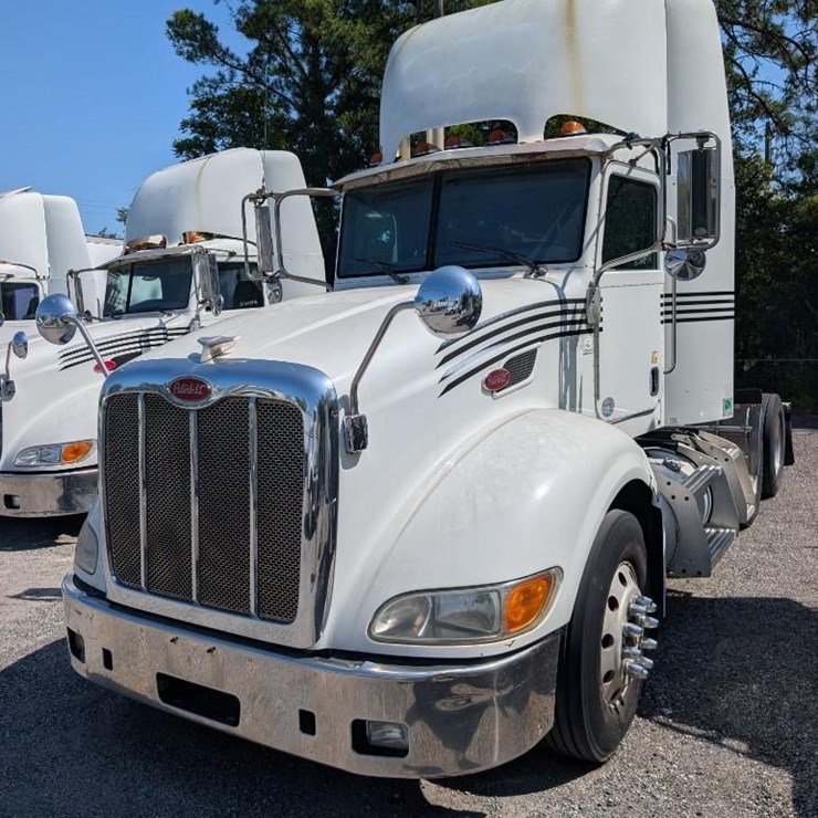 2014 PETERBILT 386